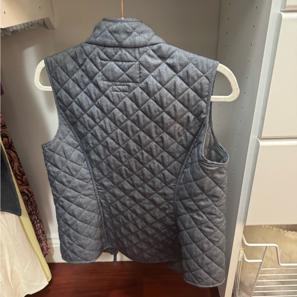Van Heusen Quilted Grey Vest - Picture 2 of 3